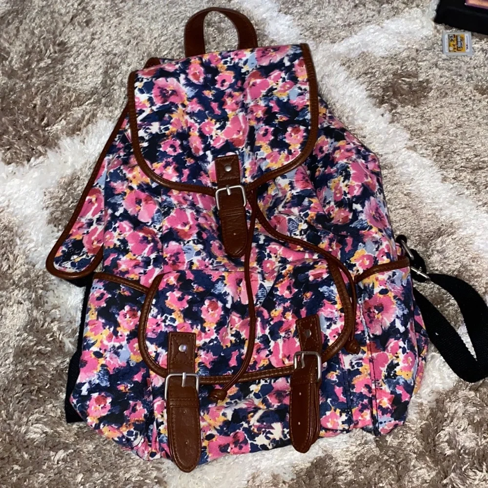 Aeropostale Small Backpack - Picture 1 of 5